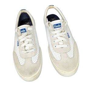 Ked's Sneakers Women's 7 White Perforated Tournament Retro‎ Tennis Shoes WH56634